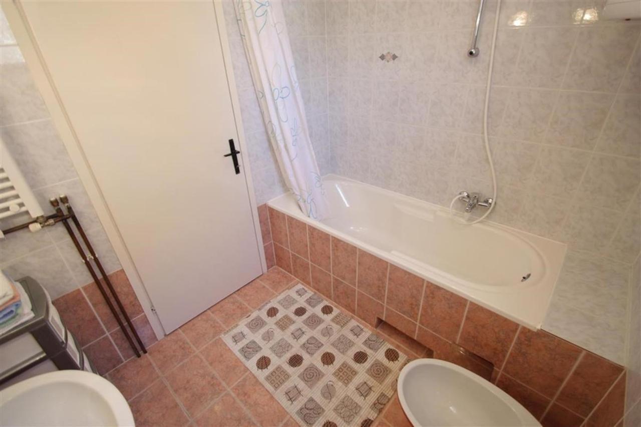 Four-Bedroom Apartment In Crikvenica II Exterior foto