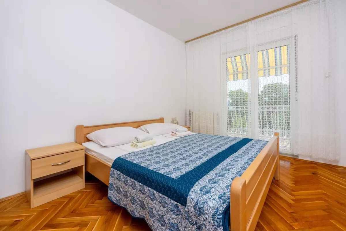 Four-Bedroom Apartment In Crikvenica II Exterior foto