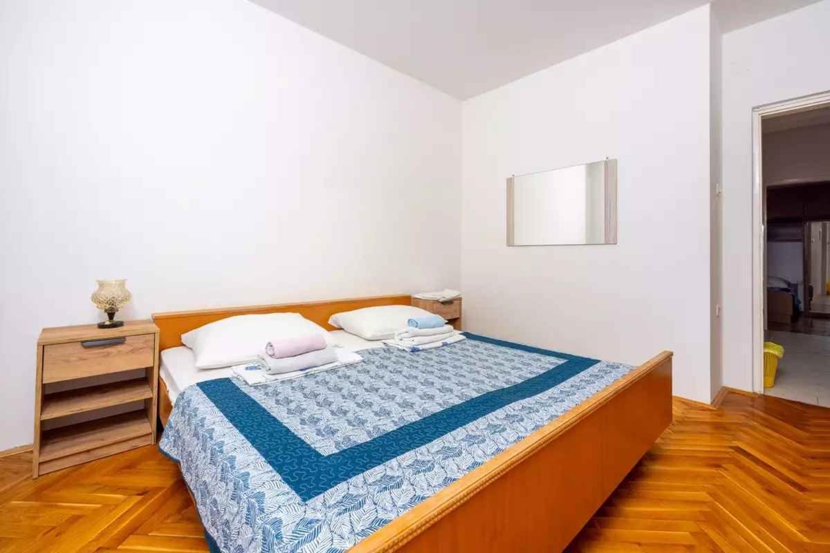 Four-Bedroom Apartment In Crikvenica II Exterior foto